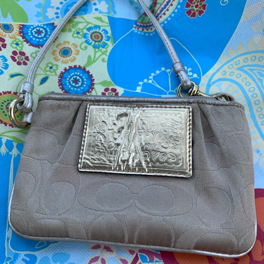 VINTAGE COACH WALLET 💝